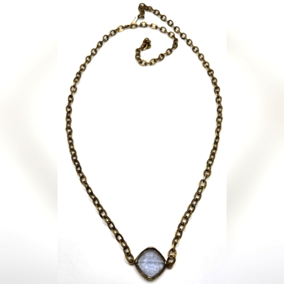 Artisan Brass Gold Light Amethyst Carved Station Necklace - Picture 4 of 4